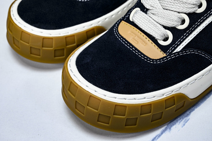 LVT Tilted Sneaker COPSHOE L&V-TI10