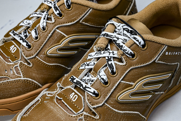 BL Hamptons Worn-Out -COPSHOE BL - WO 12