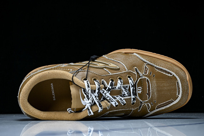 BL Hamptons Worn-Out -COPSHOE BL - WO 12