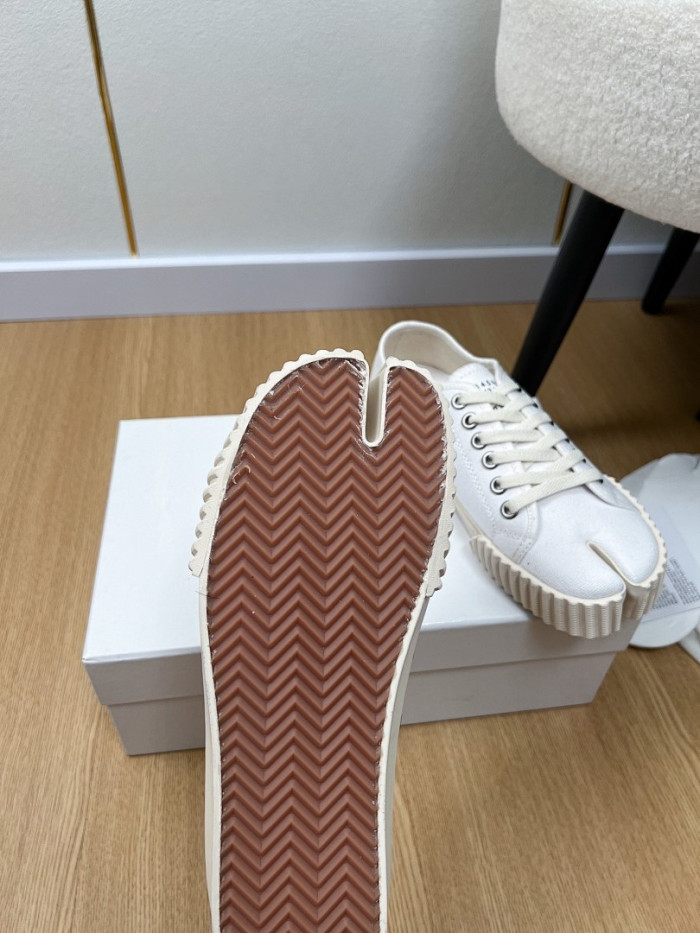 MM COPSHOE -MM154