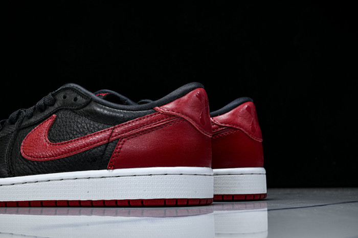Jordan 1 Retro Low OG Banned - IW6276-001