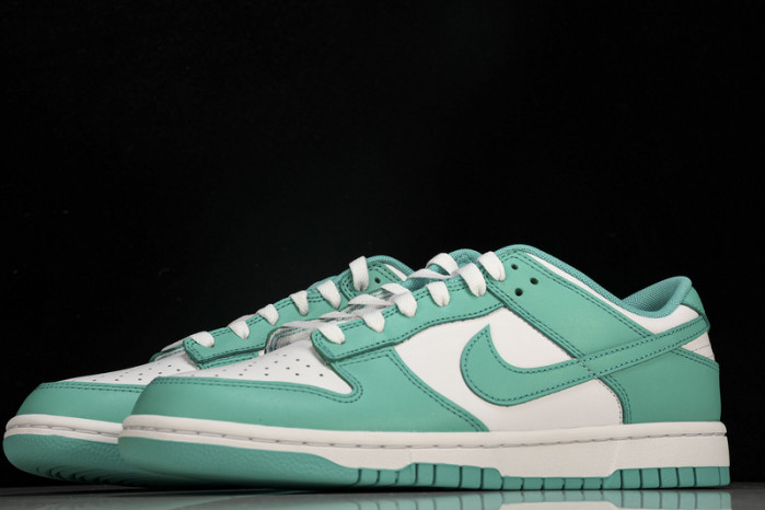 nike dunk low clear jade dv0833-101