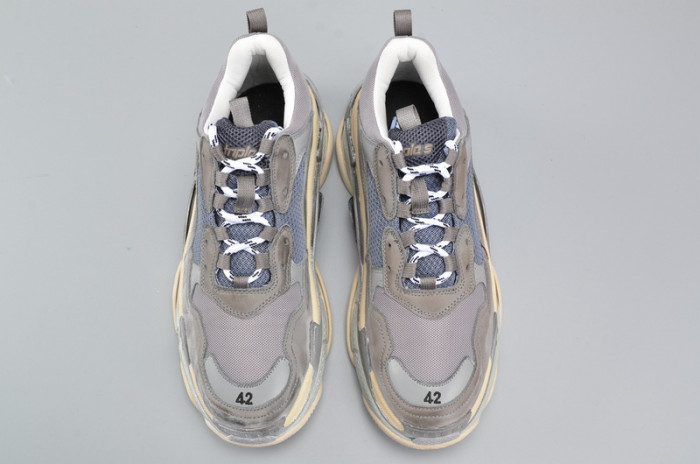 bl 17fw triple s washed shof snea grey mens aed2900