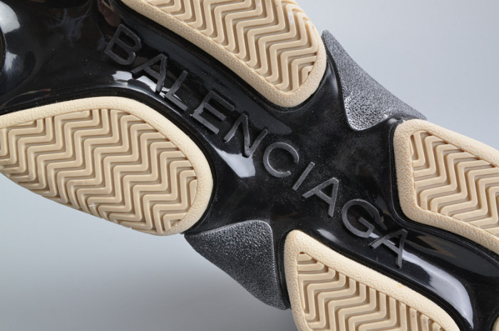 bl 17fw triple s washed shof snea grey mens aed2900