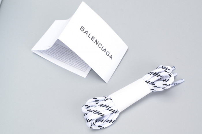 bl 17fw triple s washed shof snea grey mens aed2900