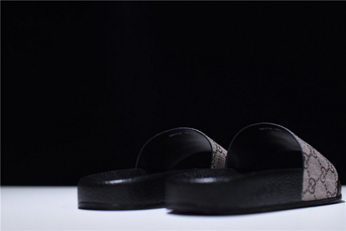 gc leather slide sandal with plaid